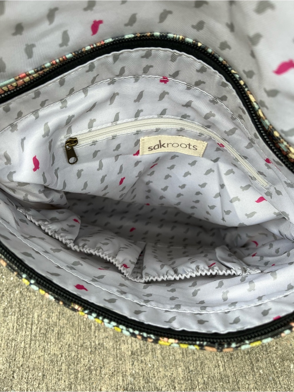 🆕 Listing!  Sakroots | Convertible Multicolor Patterned Backpack - Picture 7 of 8